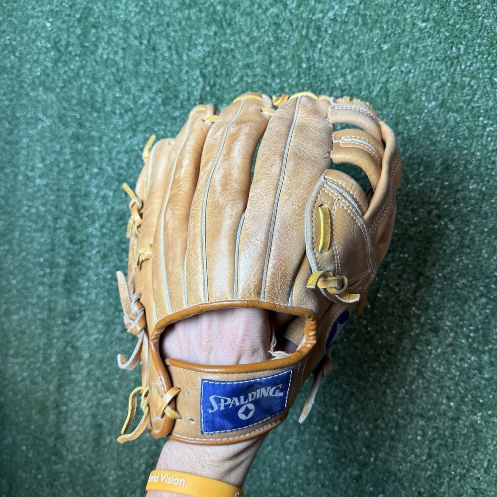 Spalding Dwight Gooden RHT Baseball Glove Mitt 42-855 Top Grain Leather - Picture 8 of 11